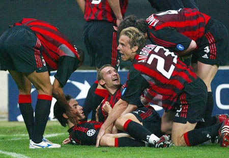ewc电竞世界杯- AC米兰补时绝杀佛罗伦萨  